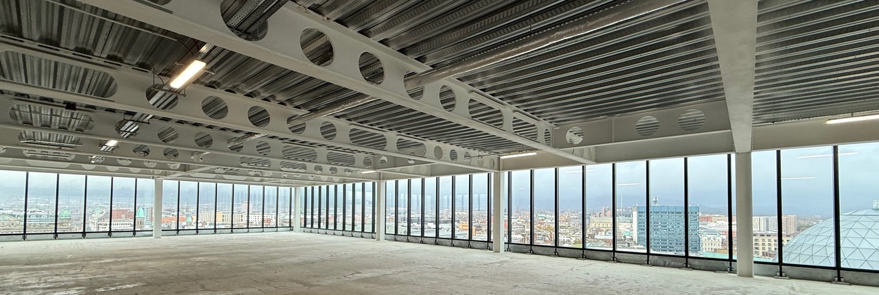 Paper Exchange empty floor, exposed services